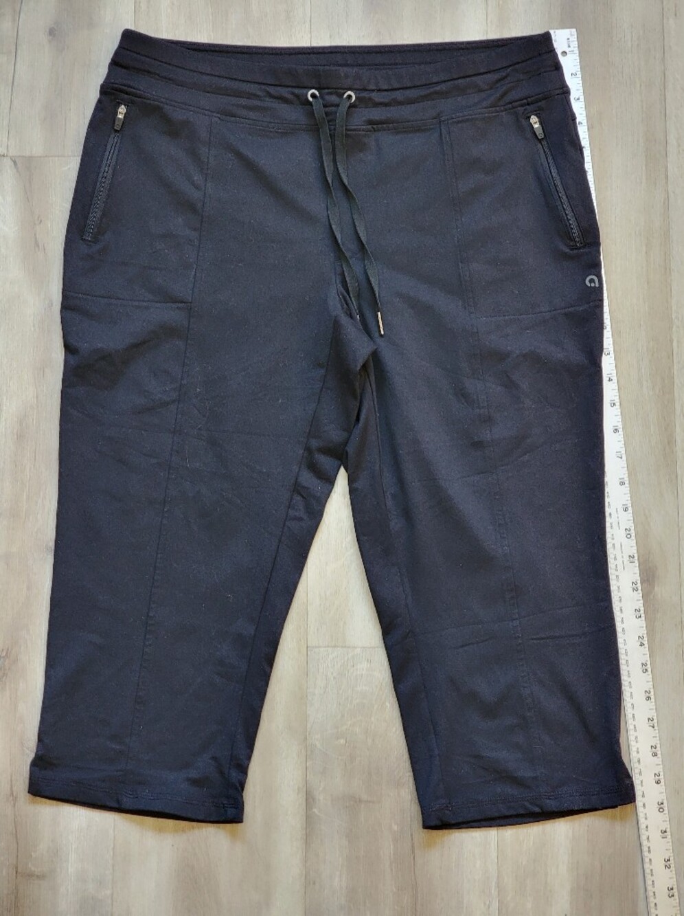 Hyba Black Drawstring Capri Pants with Zipper Pockets - Size L